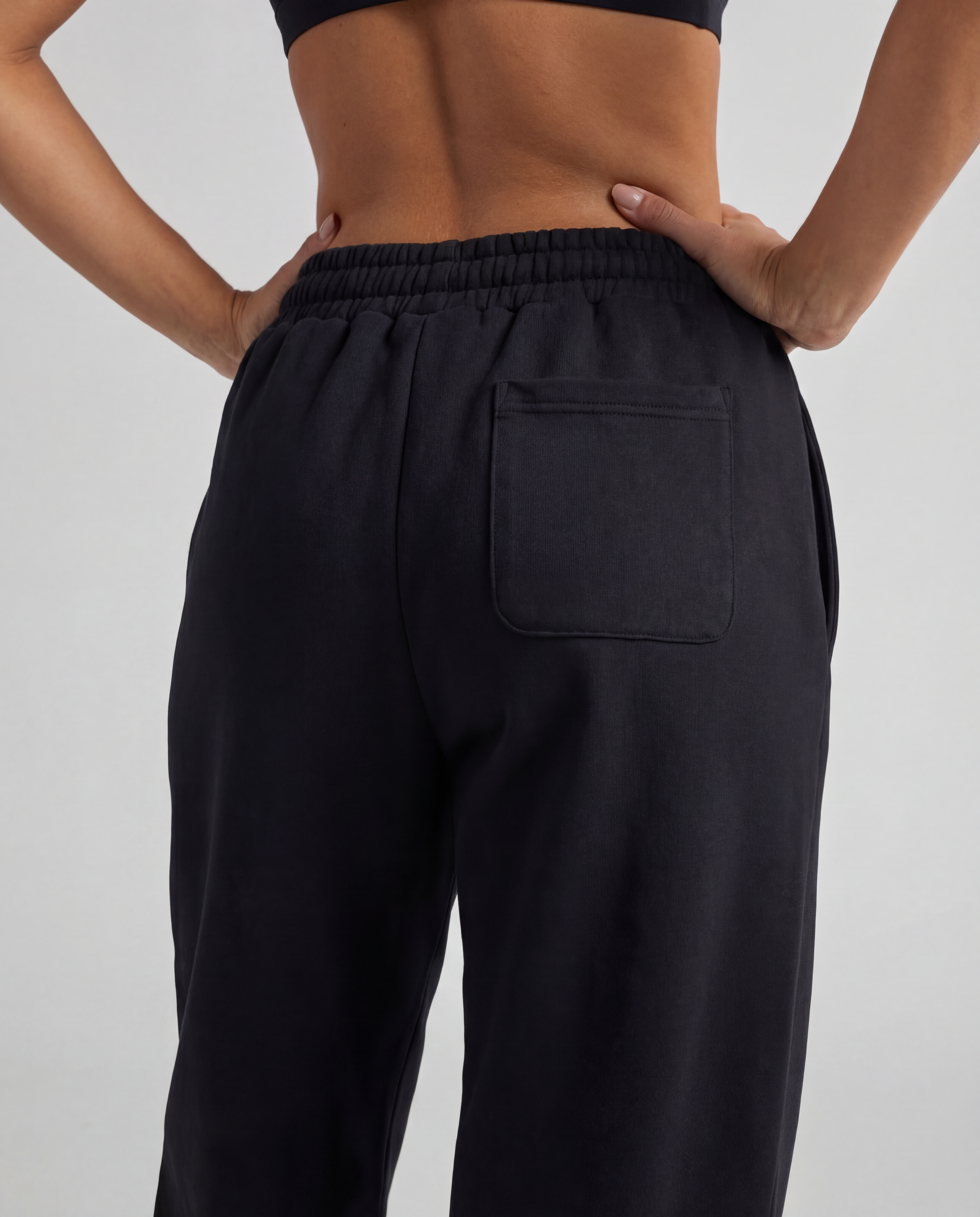 Minimalist Barrel Sweatpants