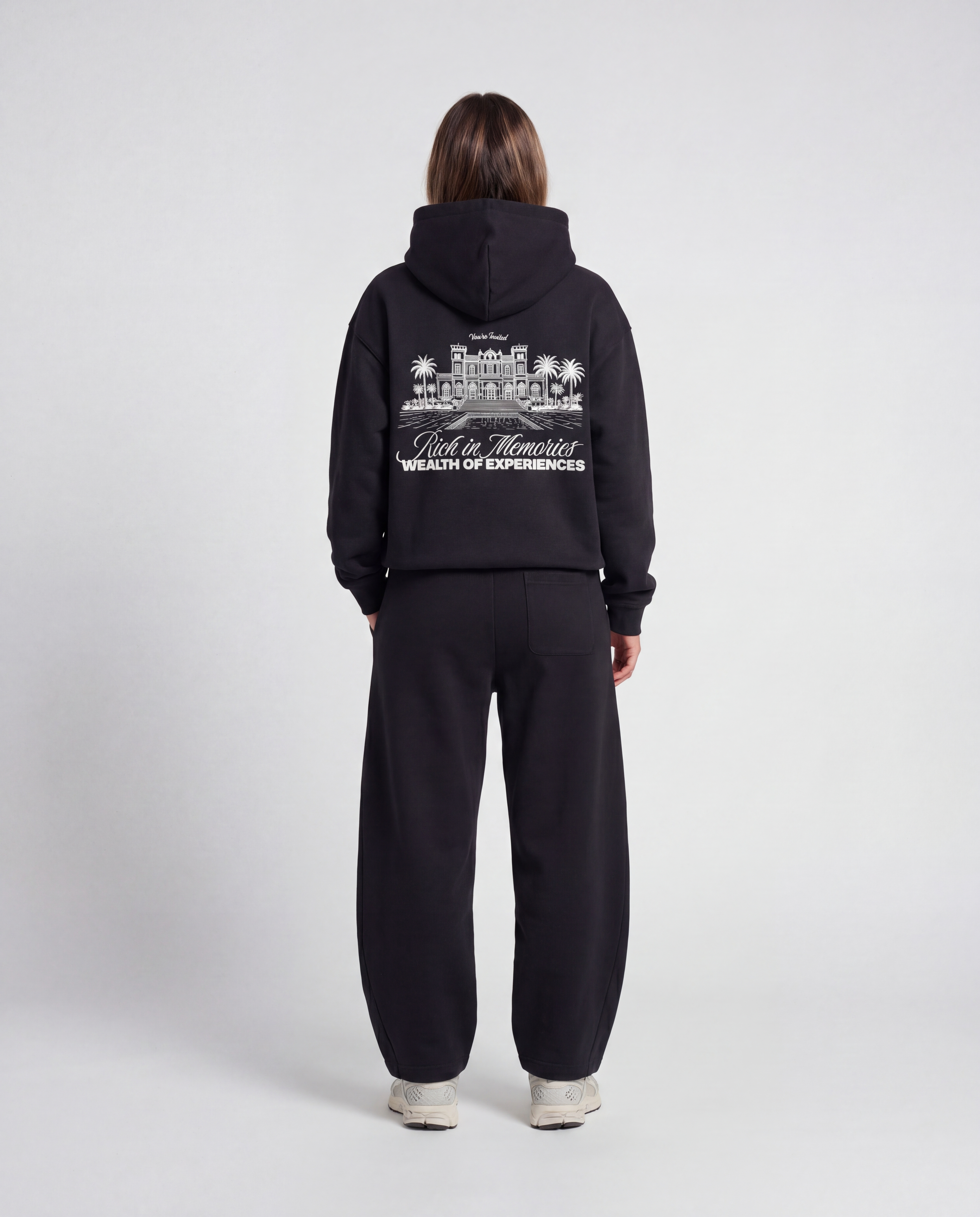 Minimalist Barrel Sweatpants
